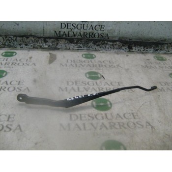 BRAZO LIMPIA DELANTERO DERECHO 