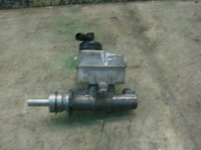 Recambio de bomba freno para renault master ii phase 2 combi combi 2t8 l1 9 - plazas referencia OEM IAM   