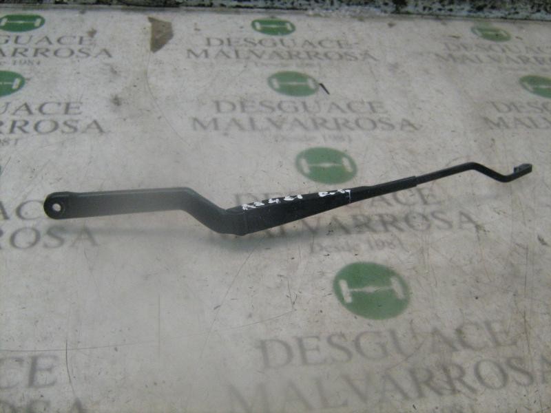 Recambio de brazo limpia delantero izquierdo para mg serie 25 (rf) classic (5-ptas.) referencia OEM IAM   