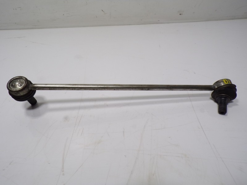 Recambio de tirante delantero derecho para cupra formentor 1.5 tsi referencia OEM IAM 5Q0411315A  