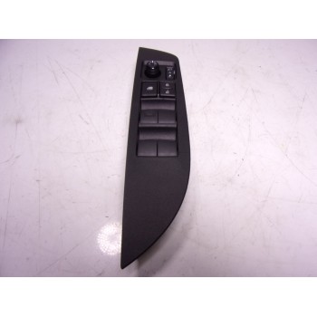 MANDO ELEVALUNAS DELANTERO IZQUIERDO 8404016020 7423216090 