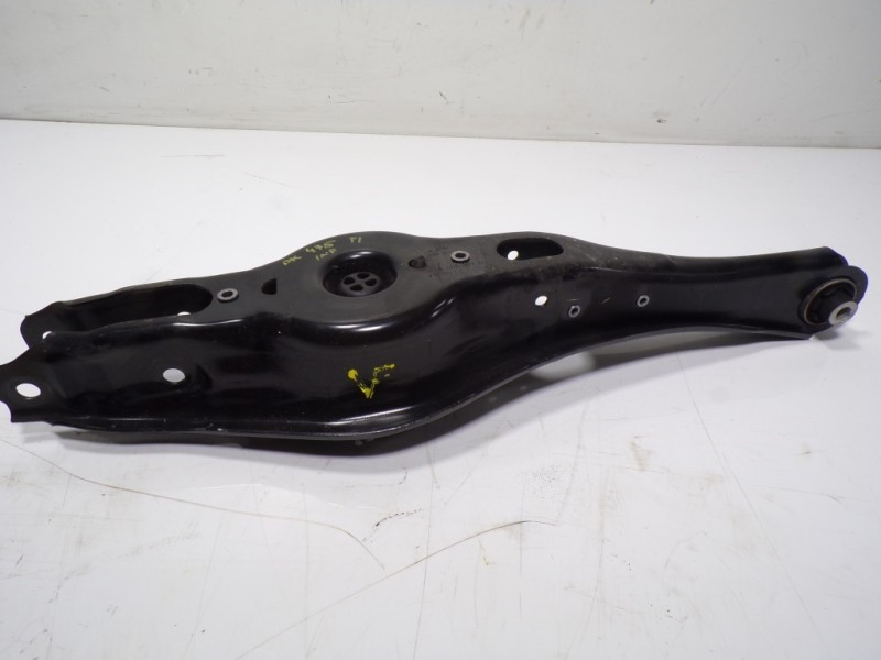 Recambio de brazo suspension inferior trasero izquierdo para cupra formentor 1.5 tsi referencia OEM IAM 5QA505311E  