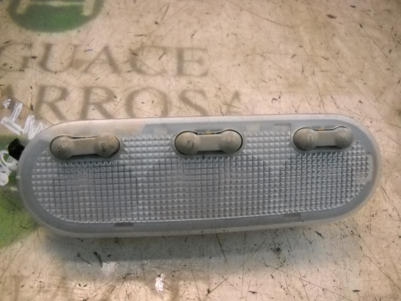 Recambio de piloto interior para renault megane ii berlina 5p confort dynamique referencia OEM IAM   