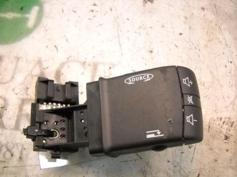 Recambio de modulo electronico para renault megane ii berlina 5p confort dynamique referencia OEM IAM   