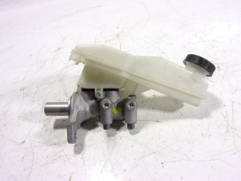 Recambio de bomba freno para peugeot 208 (p2) 1.2 puretech referencia OEM IAM 1643581380  