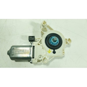 MOTOR ELEVALUNAS DELANTERO DERECHO A0009061607 A0009061607 