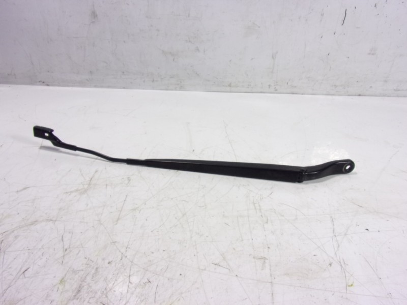 Recambio de brazo limpia delantero derecho para peugeot 208 (p2) 1.2 puretech referencia OEM IAM 1640636680  