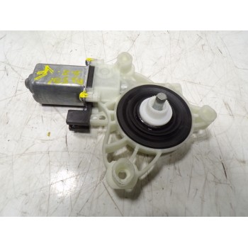 MOTOR ELEVALUNAS DELANTERO IZQUIERDO A0009065806 A0009065806 
