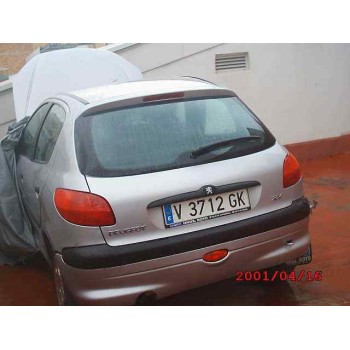 PEUGEOT 206 BERLINA