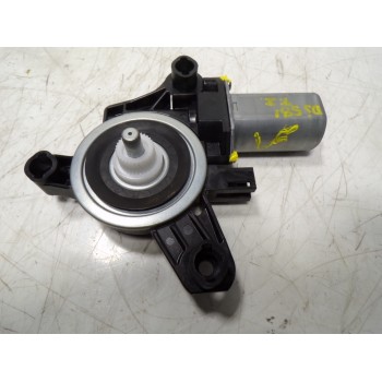 MOTOR ELEVALUNAS TRASERO IZQUIERDO A0009060808 A0009060808 