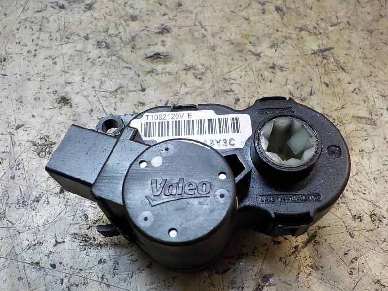 Recambio de motor apertura trampillas climatizador para citroën ds4 design referencia OEM IAM 6479E7  