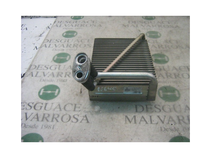 Recambio de evaporador aire acondicionado para volkswagen passat berlina (3b2) berlina referencia OEM IAM   