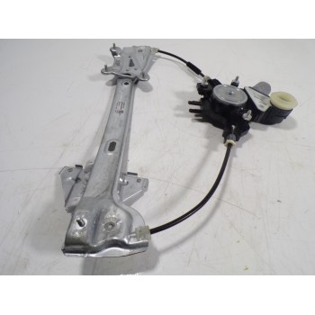 ELEVALUNAS DELANTERO IZQUIERDO 6982002801 8570102090 C79102101