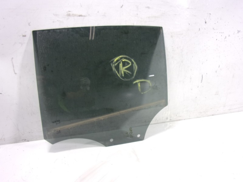 Recambio de cristal puerta trasero izquierdo para peugeot 208 (p2) 1.2 puretech referencia OEM IAM 9823170480  