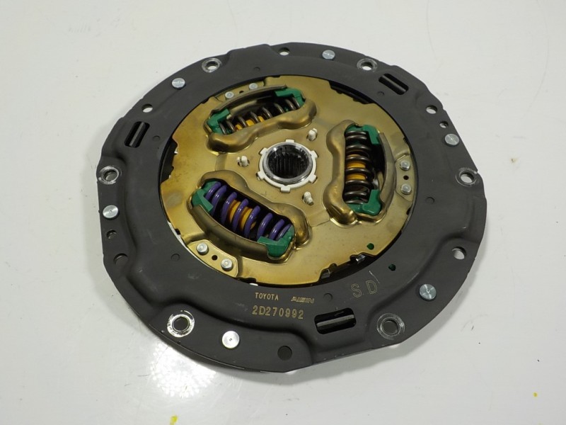 Recambio de kit embrague para toyota corolla (e21) sedan 1.8 16v hybrid referencia OEM IAM  2D270992 