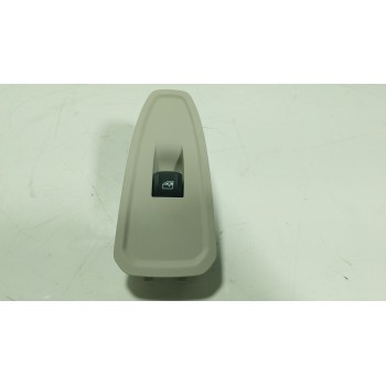 MANDO ELEVALUNAS DELANTERO DERECHO 61319327031 923703101 