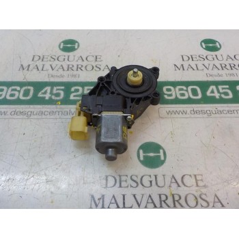 MOTOR ELEVALUNAS DELANTERO IZQUIERDO 1852321 8A6114A389B 0130822404