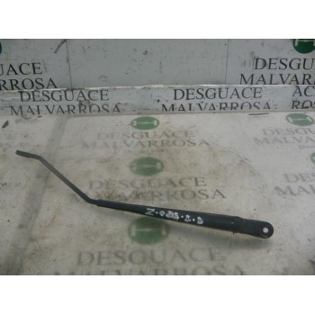 BRAZO LIMPIA DELANTERO DERECHO 