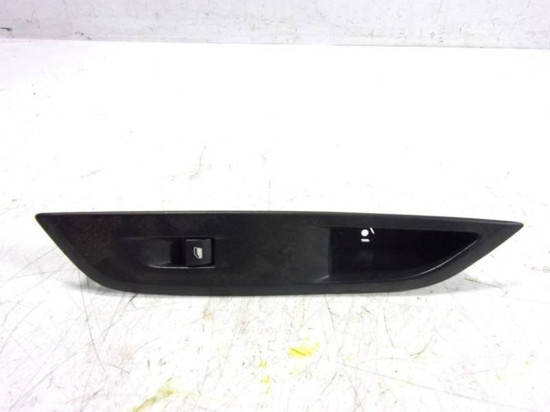 Recambio de mando elevalunas delantero derecho para peugeot 208 (p2) 1.2 puretech referencia OEM IAM 98044803ZD 98044803ZD 