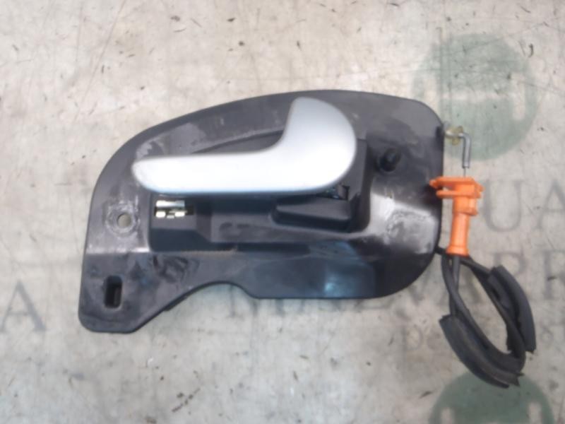 Recambio de maneta interior delantera derecha para opel corsa c sport referencia OEM IAM   