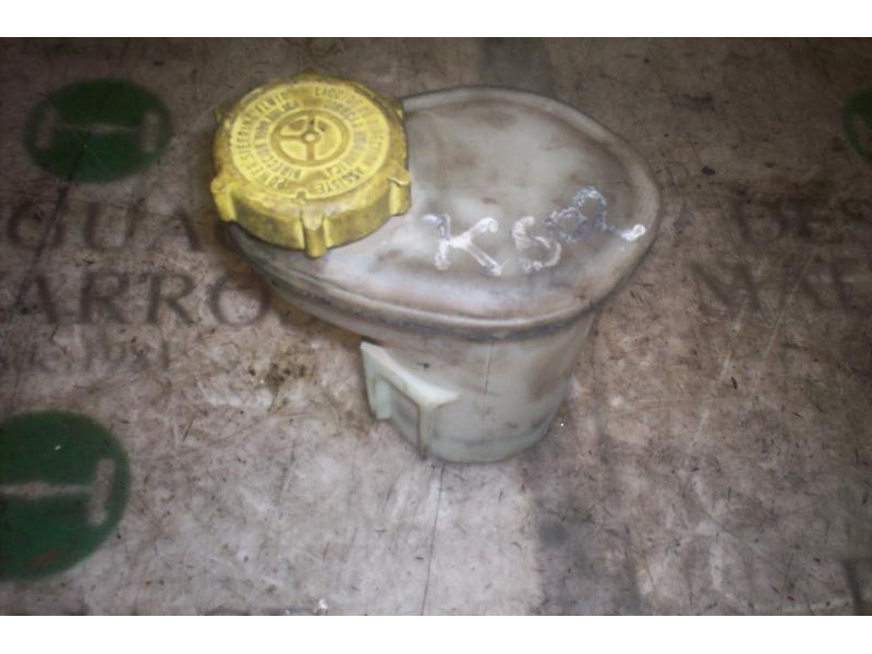 Recambio de deposito servo para ford fiesta berlina ghia referencia OEM IAM   