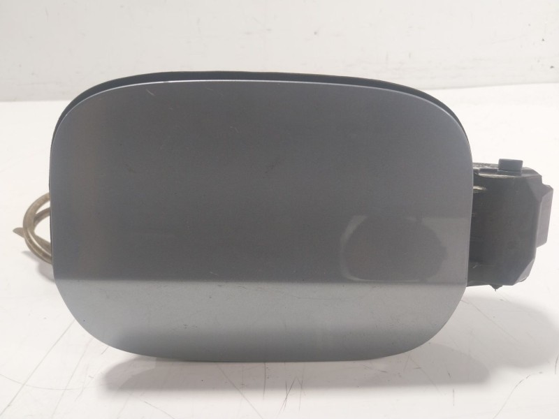 Recambio de tapa combustible para audi q5 (8rb) 2.0 tdi referencia OEM IAM 8R0809907AGRU 8R0809999B 