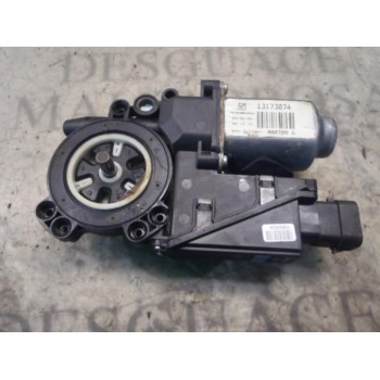 MOTOR ELEVALUNAS DELANTERO DERECHO 