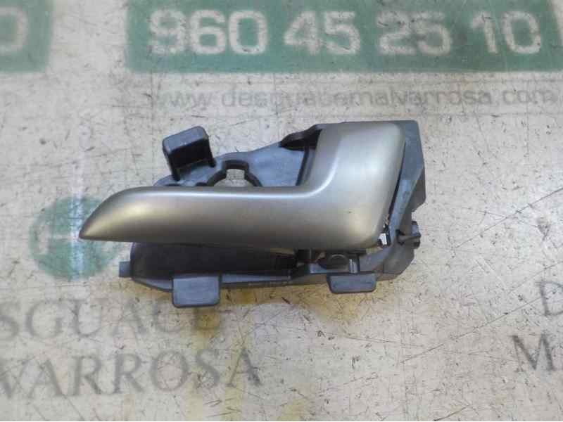 Recambio de maneta interior delantera derecha para kia rio (yb) 1.2 cat referencia OEM IAM 826201W010JBW  