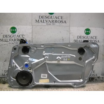 ELEVALUNAS DELANTERO DERECHO 