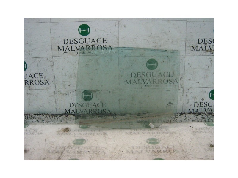 Recambio de cristal puerta trasero izquierdo para kia rio rs berlina (5-ptas.) referencia OEM IAM   