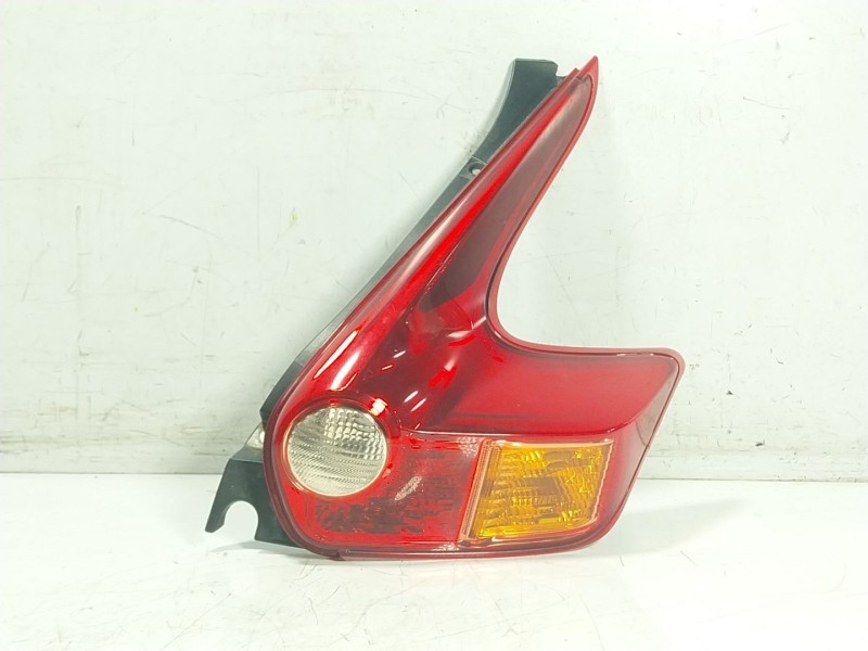 Recambio de piloto trasero derecho para nissan juke (f15) 1.5 dci referencia OEM IAM 265501KA0A  