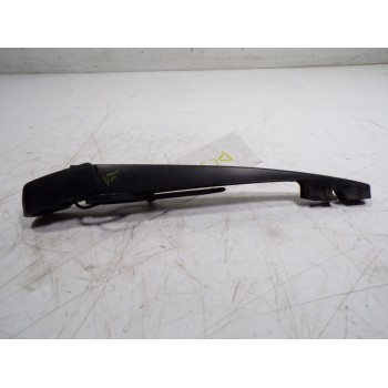 BRAZO LIMPIA TRASERO 8253A029 