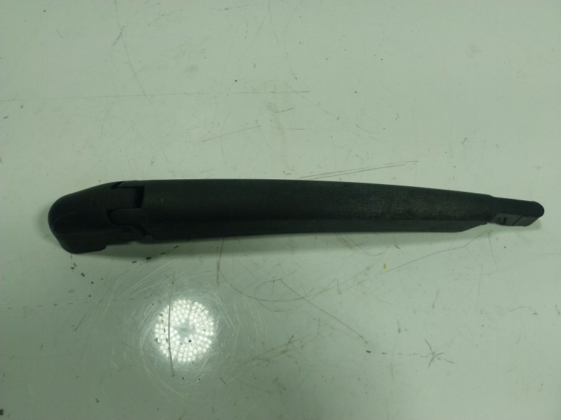 Recambio de brazo limpia trasero para ford ka (ru8) 1.2 referencia OEM IAM 1554050  