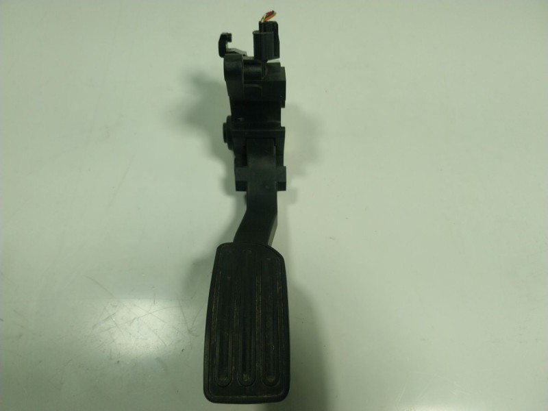Recambio de potenciometro pedal para nissan juke (f15) 1.5 dci referencia OEM IAM 180021KM0B 180021KM0B 