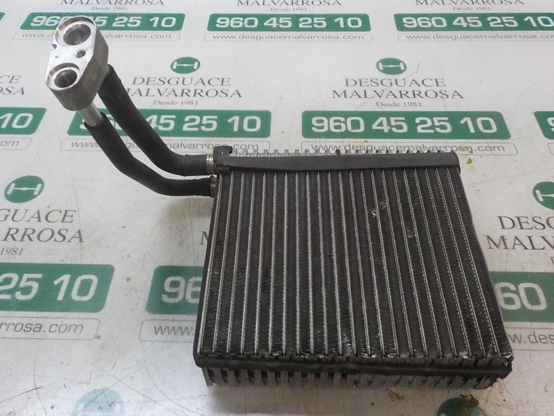 Recambio de evaporador aire acondicionado para volvo c70 cabriolet 2.4 cat referencia OEM IAM 30767329  