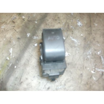 MANDO ELEVALUNAS DELANTERO IZQUIERDO 