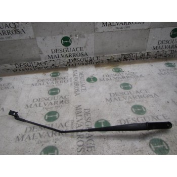 BRAZO LIMPIA DELANTERO DERECHO 