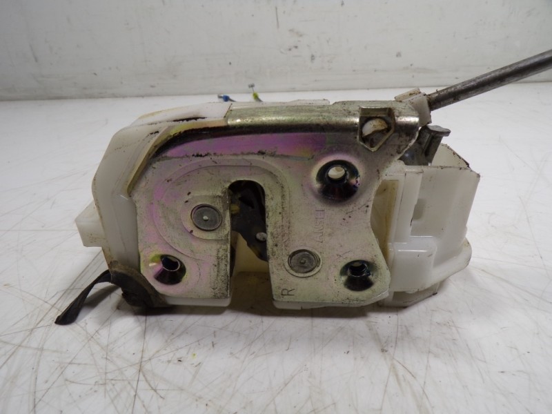 Recambio de cerradura puerta delantera derecha para mitsubishi asx (ga0w) 1.6 cat referencia OEM IAM 5715A576  