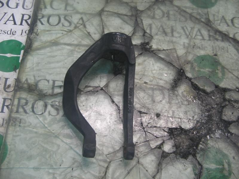 Recambio de soporte brazo suspension delantero izquierdo para mg serie 45 (rt) classic (4-ptas.) referencia OEM IAM   