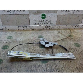 ELEVALUNAS DELANTERO DERECHO 