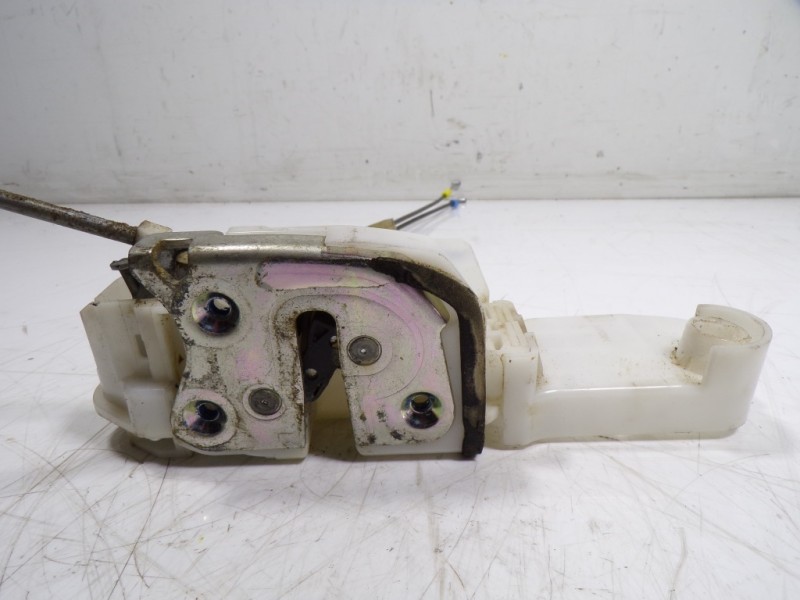 Recambio de cerradura puerta delantera izquierda para mitsubishi asx (ga0w) 1.6 cat referencia OEM IAM 5715A589  