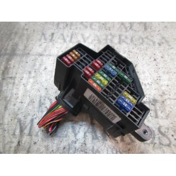 CAJA RELES / FUSIBLES 1K1941824 3854971010101 3854971010101