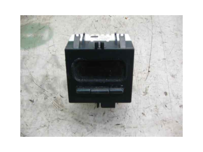 Recambio de mando multifuncion para renault megane i classic (la0) 1.6e rn referencia OEM IAM   