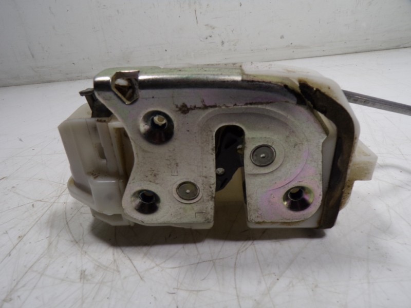 Recambio de cerradura puerta trasera izquierda para mitsubishi asx (ga0w) 1.6 cat referencia OEM IAM 5745A345  