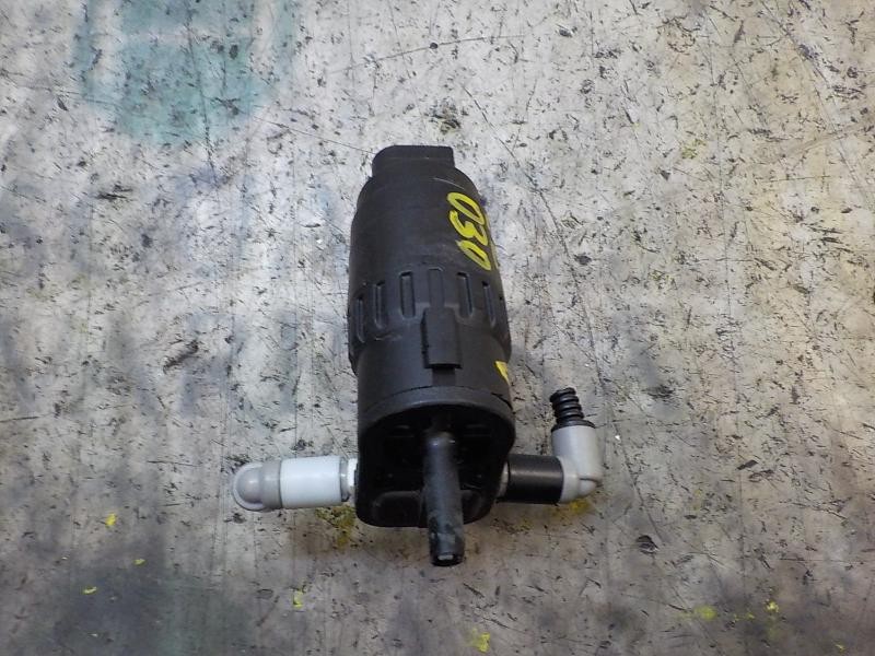 Recambio de bomba limpia para skoda fabia (5j2 ) urban referencia OEM IAM 1J6955651 1K6955651 