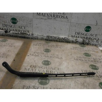 BRAZO LIMPIA DELANTERO DERECHO 