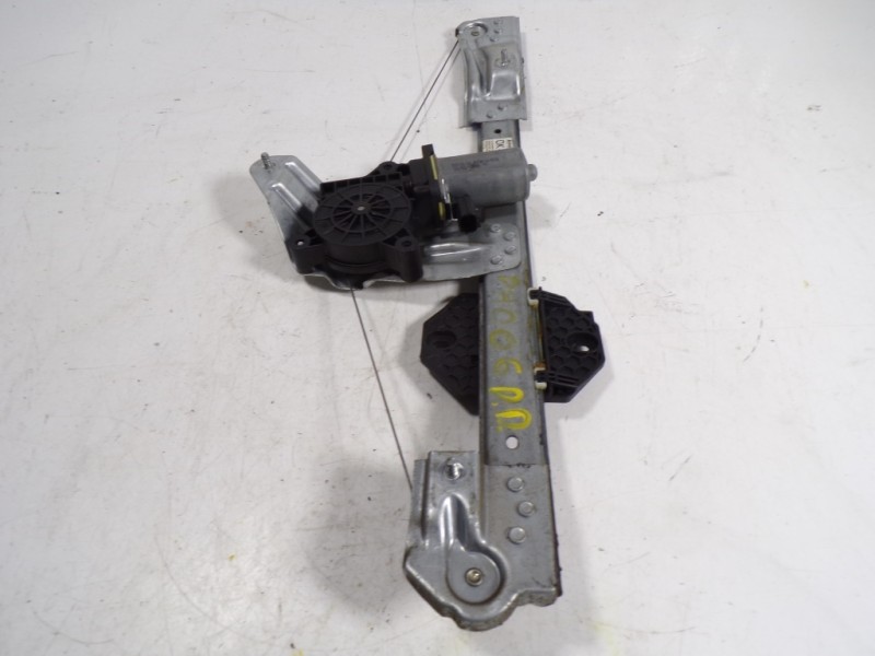 Recambio de elevalunas delantero derecho para dacia sandero 1.2 16v cat referencia OEM IAM 807209299R 807209293R 