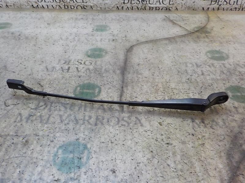Recambio de brazo limpia delantero derecho para skoda fabia (5j2 ) urban referencia OEM IAM 5J1955410C  