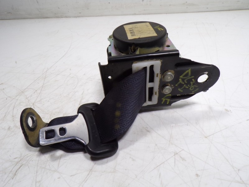 Recambio de cinturon seguridad trasero izquierdo para mitsubishi asx (ga0w) 1.6 cat referencia OEM IAM 7000B446XA 6172913A 
