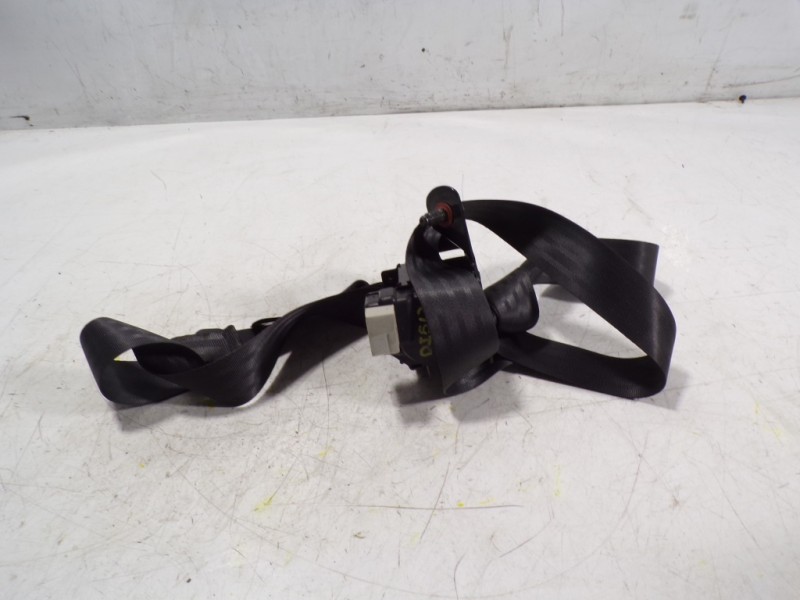Recambio de cinturon seguridad trasero derecho para kia cee´´d 1.4 crdi cat referencia OEM IAM 89820A6000WK 89820A6000WK 